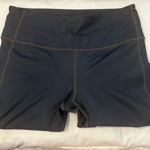 Gently Worn Athleta Leggings [sz M]